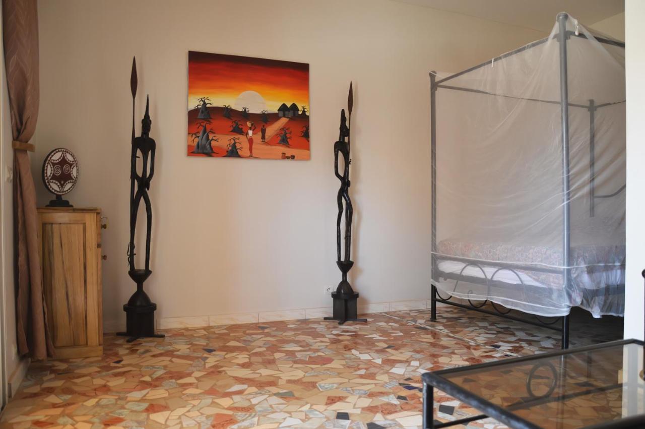 Hotel Takana Ngaparou Buitenkant foto
